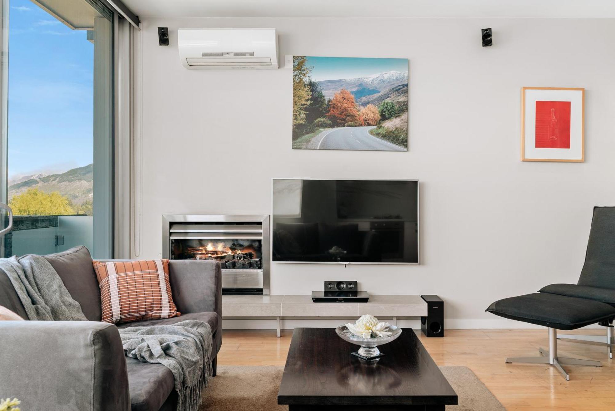 Modern Executive Living In Pounamu Appartement Queenstown Buitenkant foto