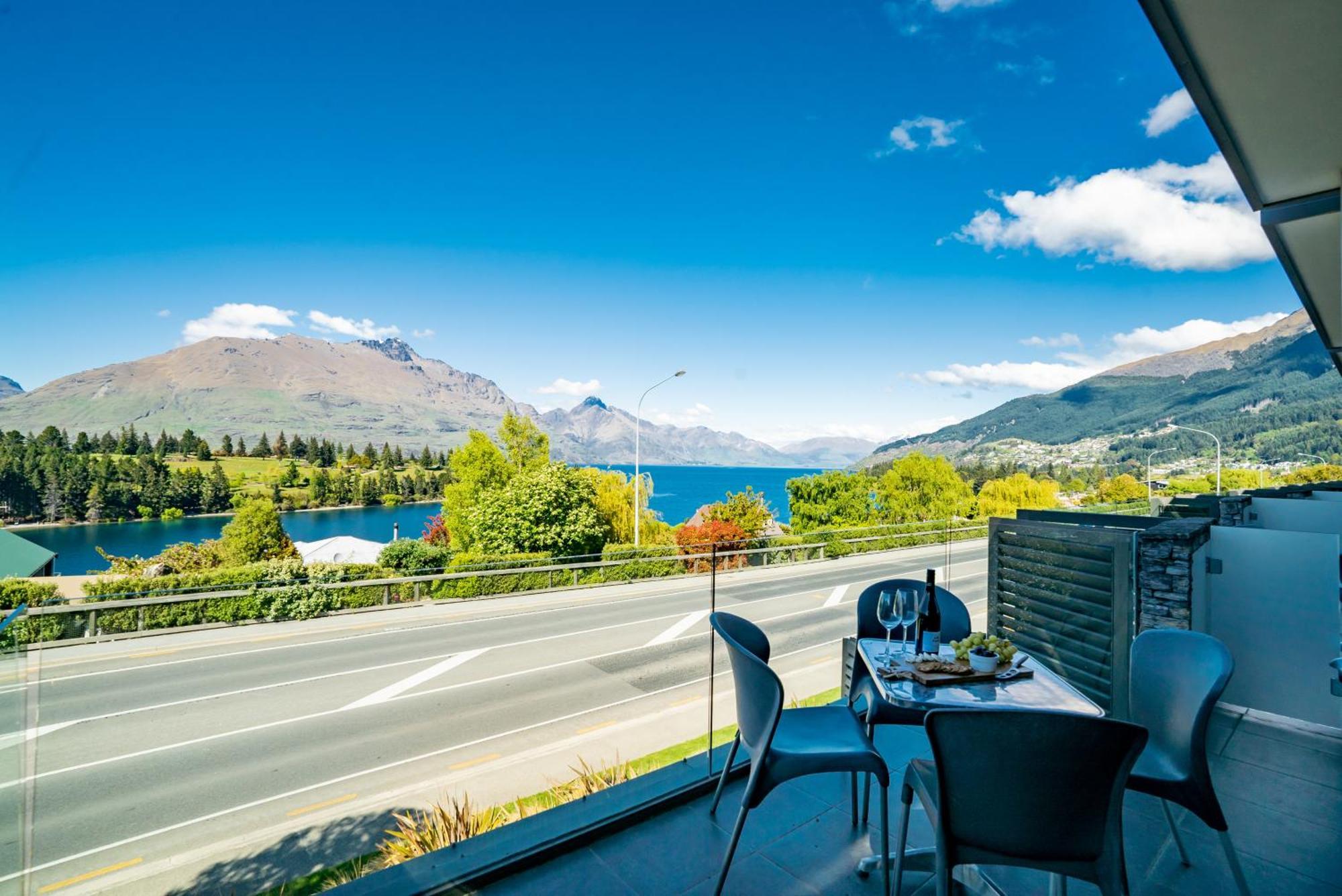 Modern Executive Living In Pounamu Appartement Queenstown Buitenkant foto