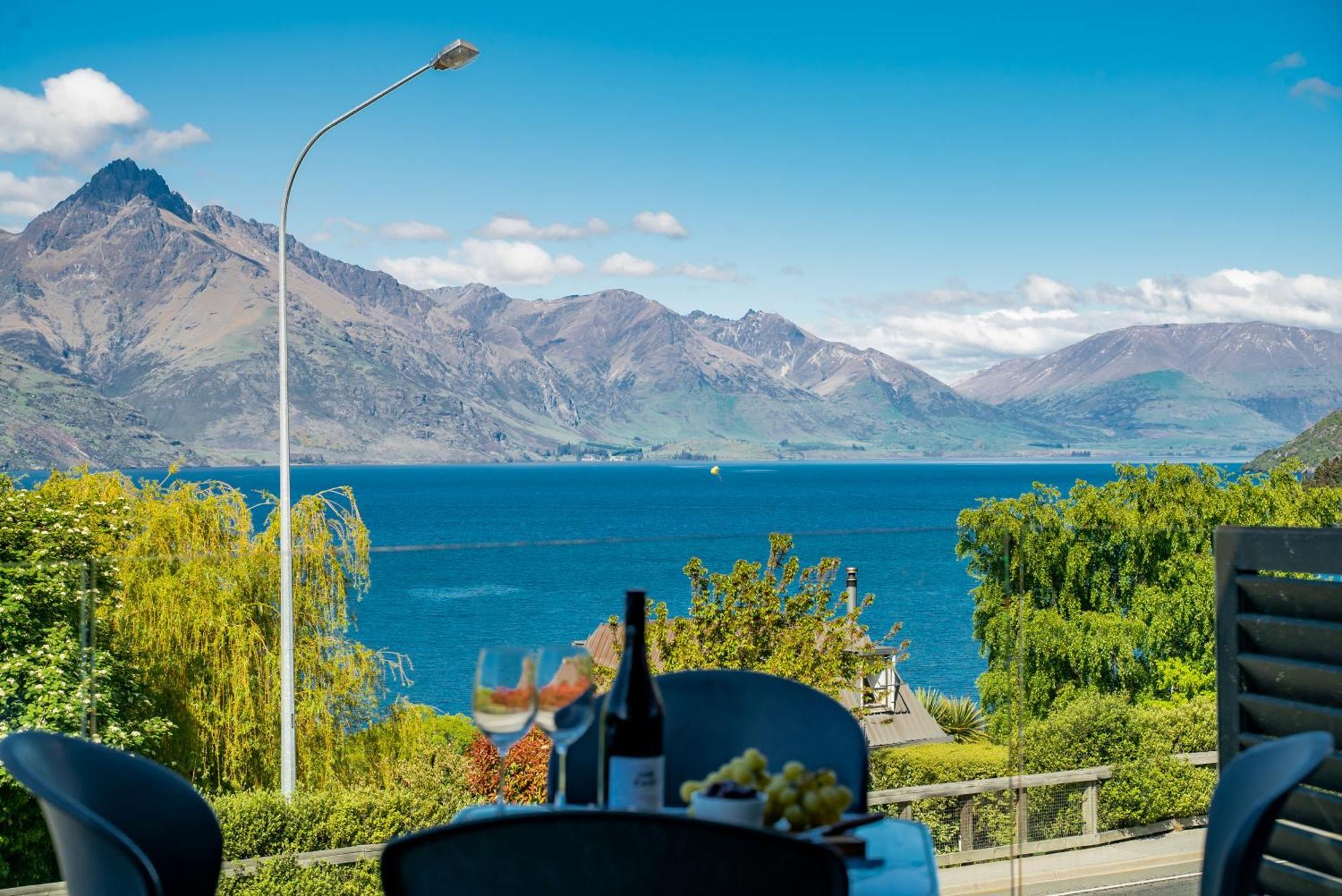 Modern Executive Living In Pounamu Queenstown Buitenkant foto